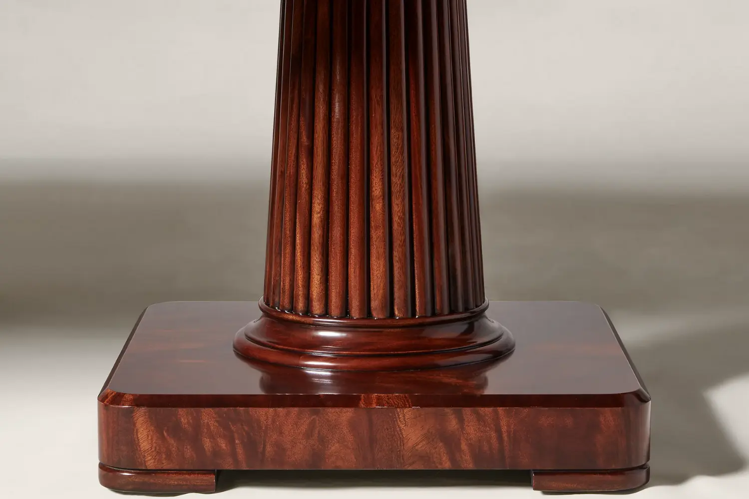 Mesa de Jantar Mayfair Pedestal2