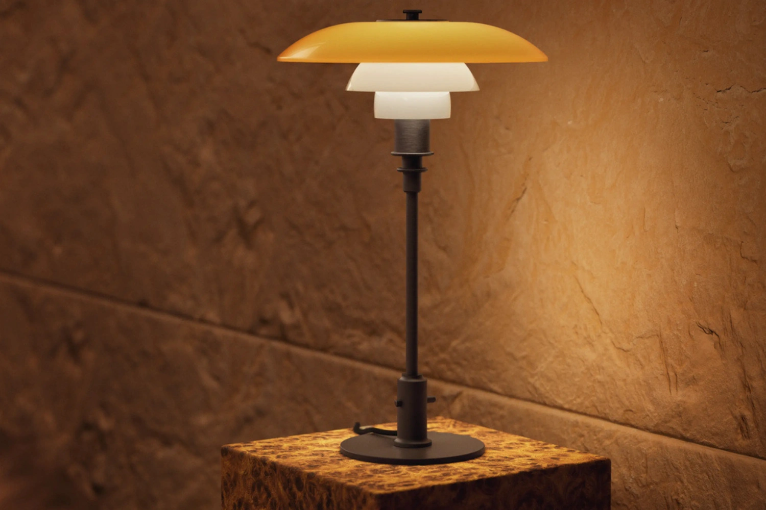 PH 32 Table Lamp Centenary Edition 03