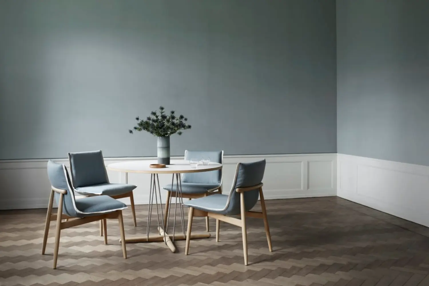 Cadeira E004 Embrance-1