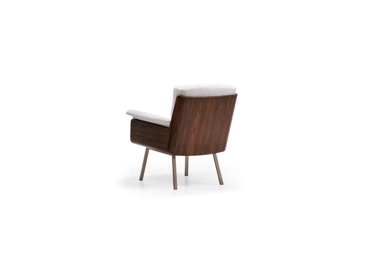 Cadeira Studio 4