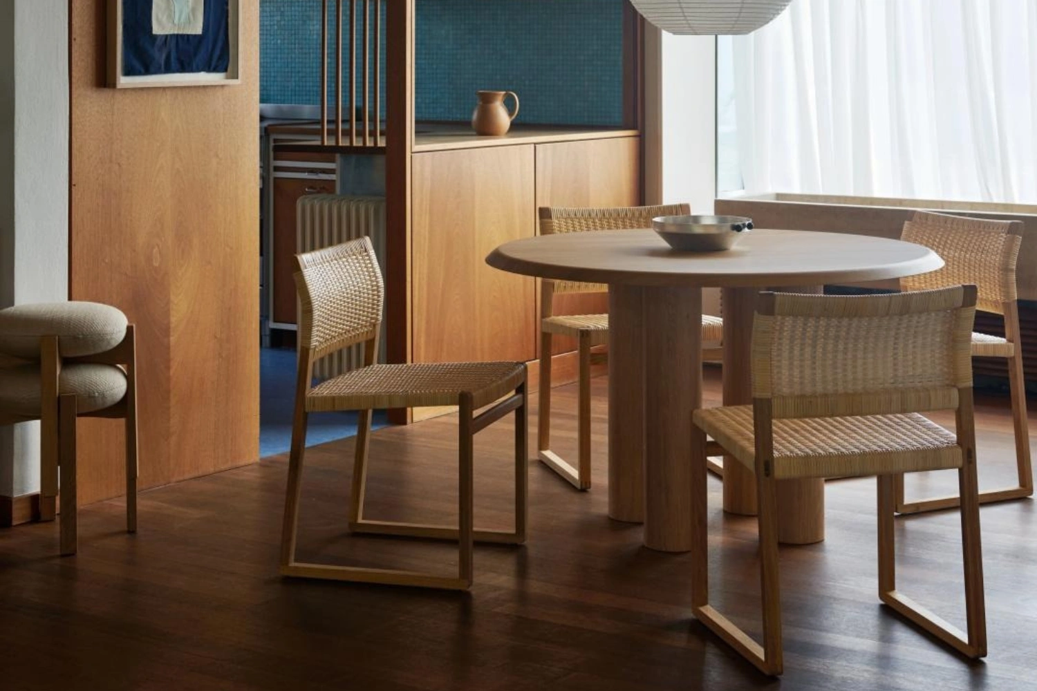 Islets Dining Table 02