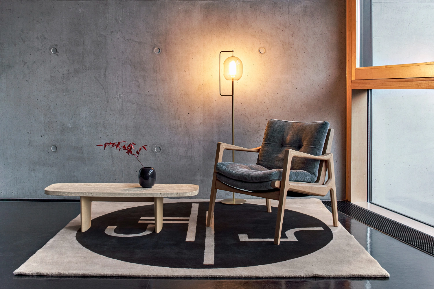 Matéria Side Table 02