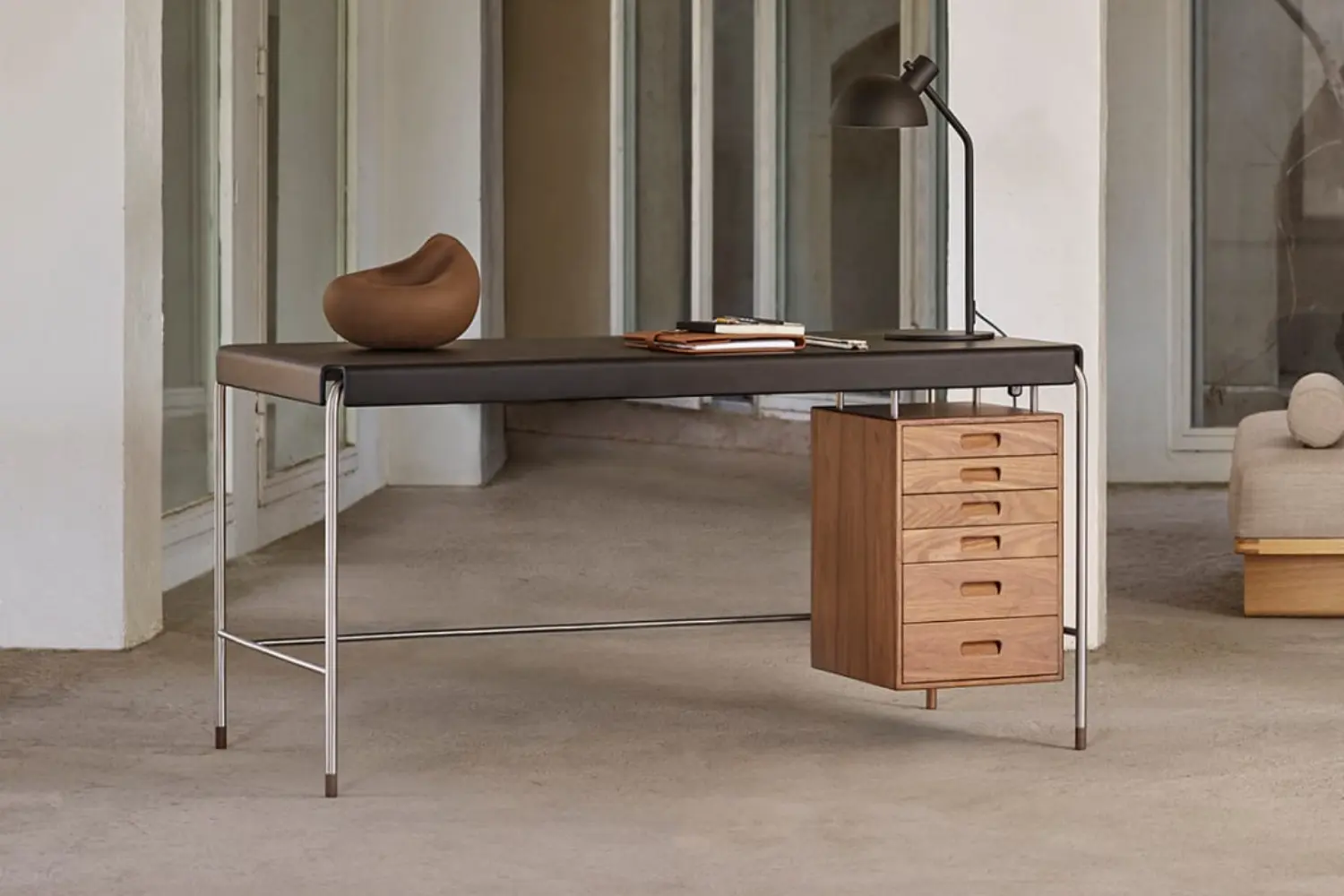 Mesa de Escritório AJ5 Society1