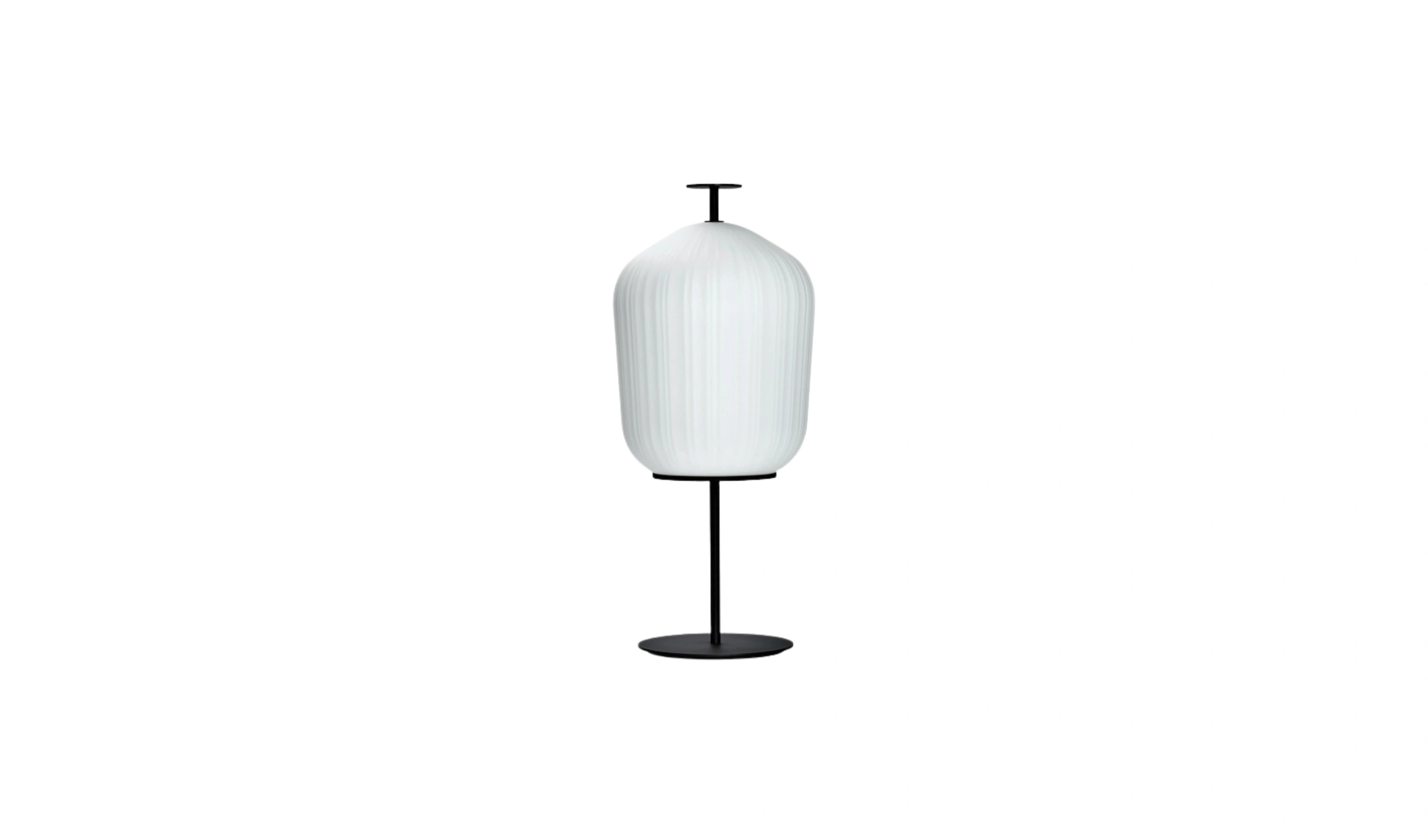 Plissée Floor Lamp 01
