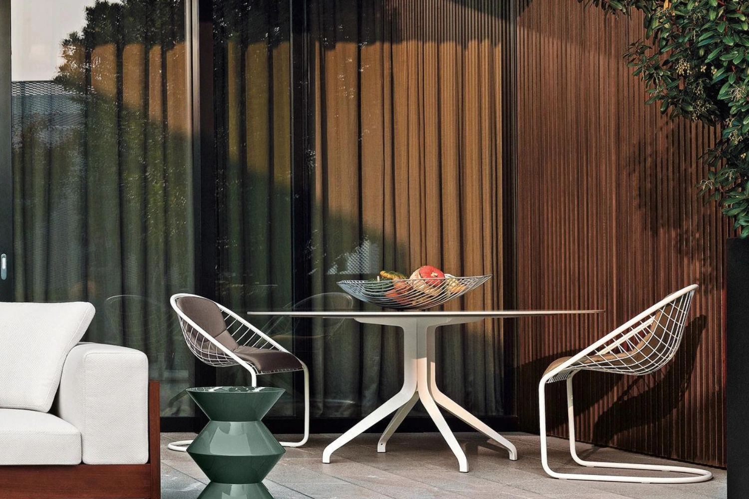 Claydon Outdoor 02