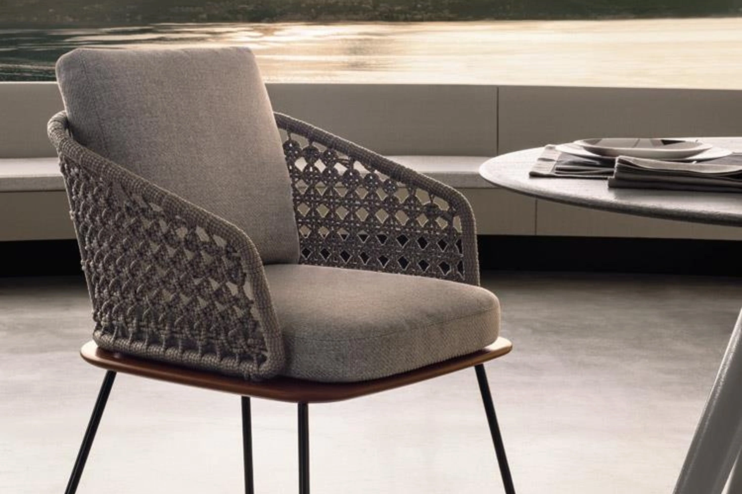 Rivera Little Armchair 02