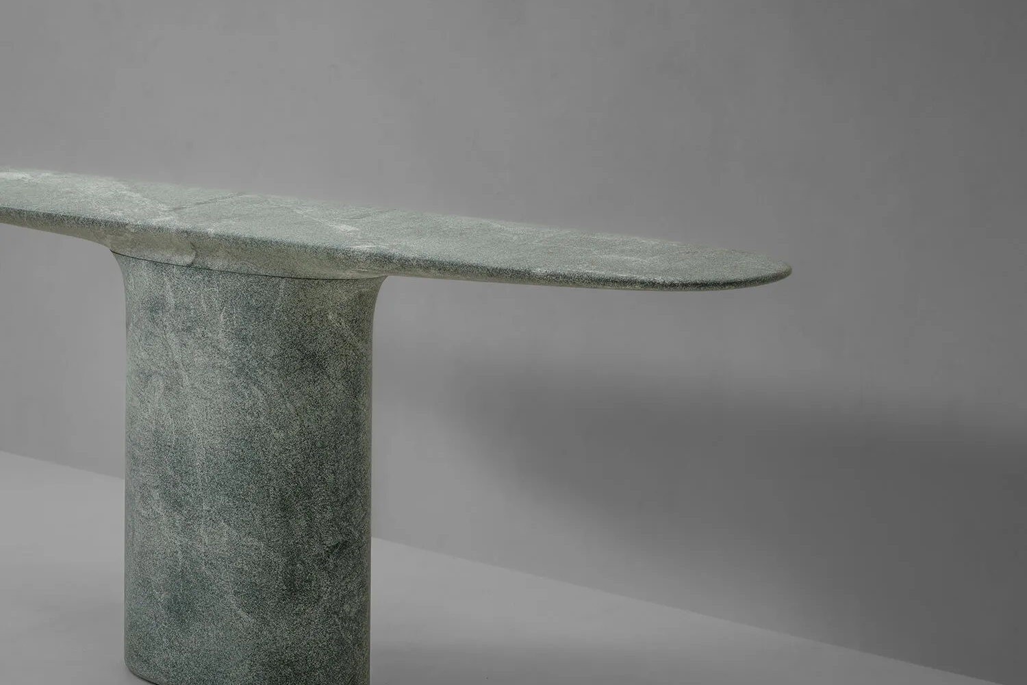 aparador_anvil_edi_o_limitada_04_1x