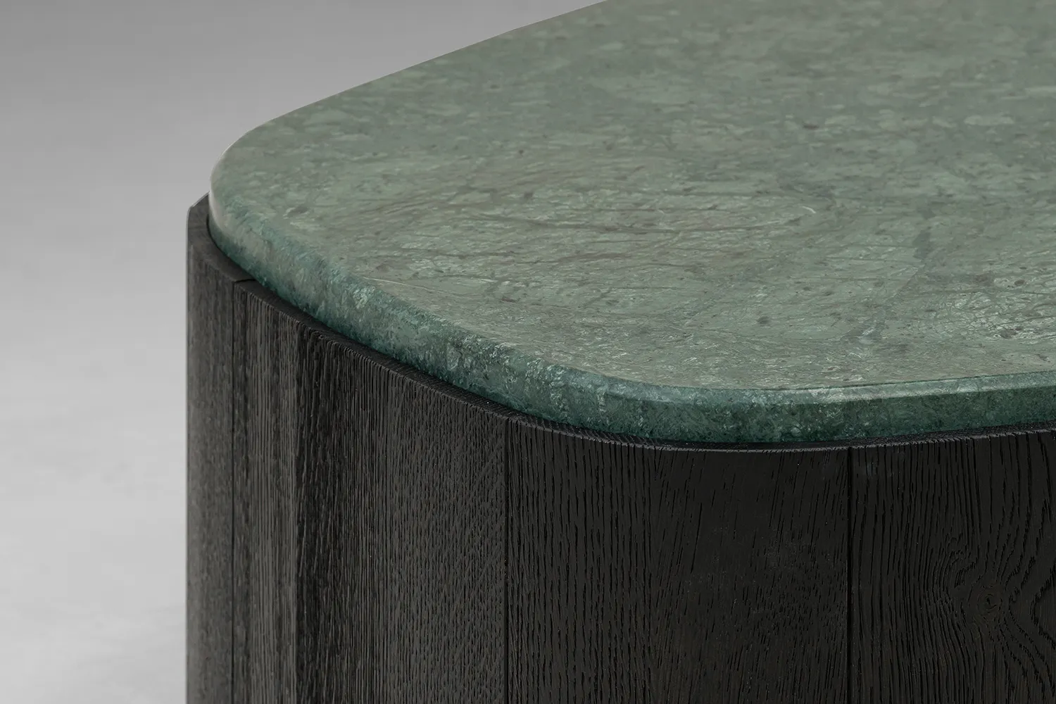 cairn_coffee_table_04_1x