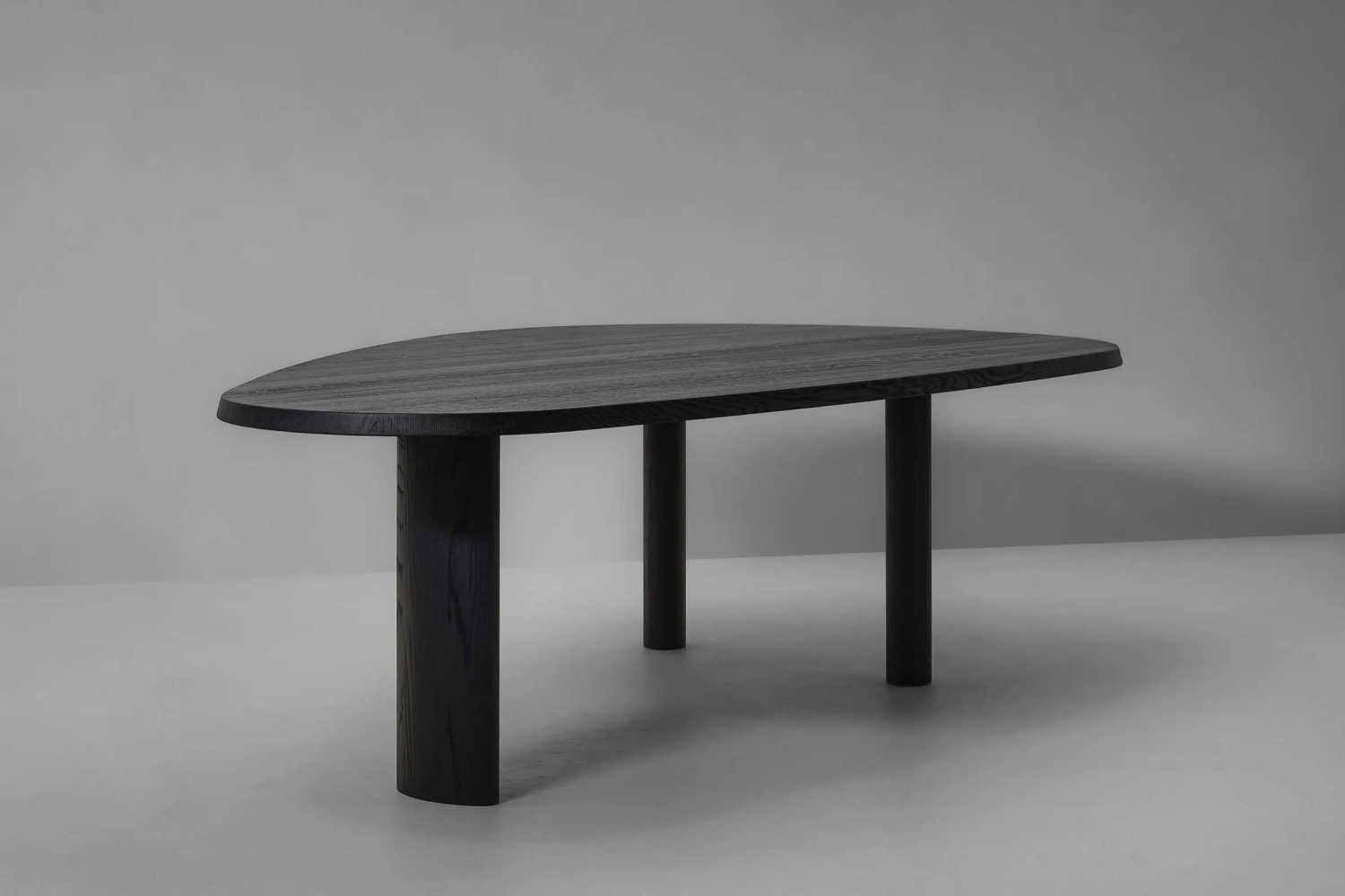 kei_dining_table_02_1x