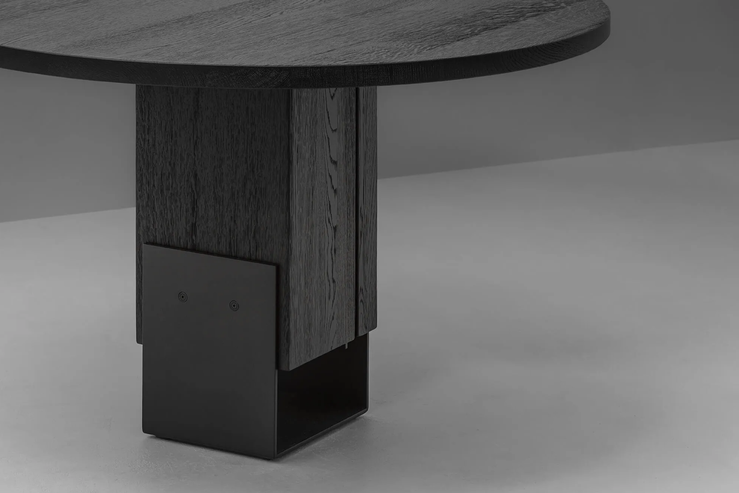 kitale_dining_table_round_04_1x