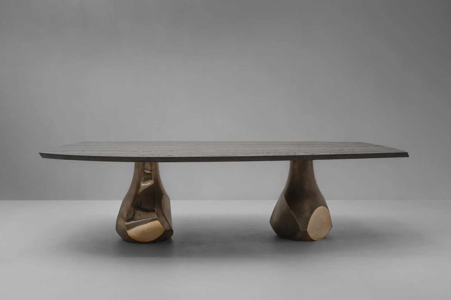 pukka_dining_table_02_1x