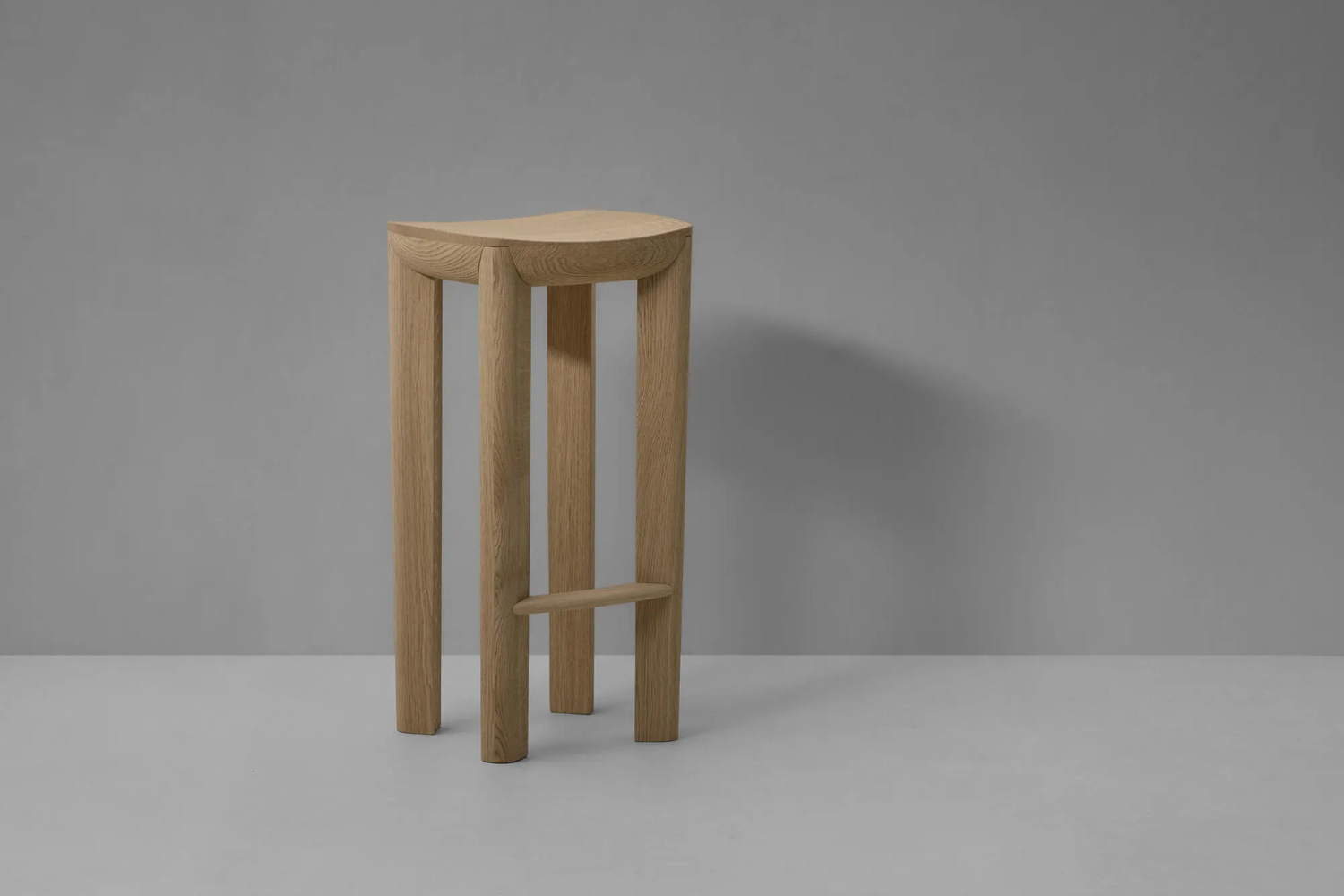 symbiosis_barstool_02_1x