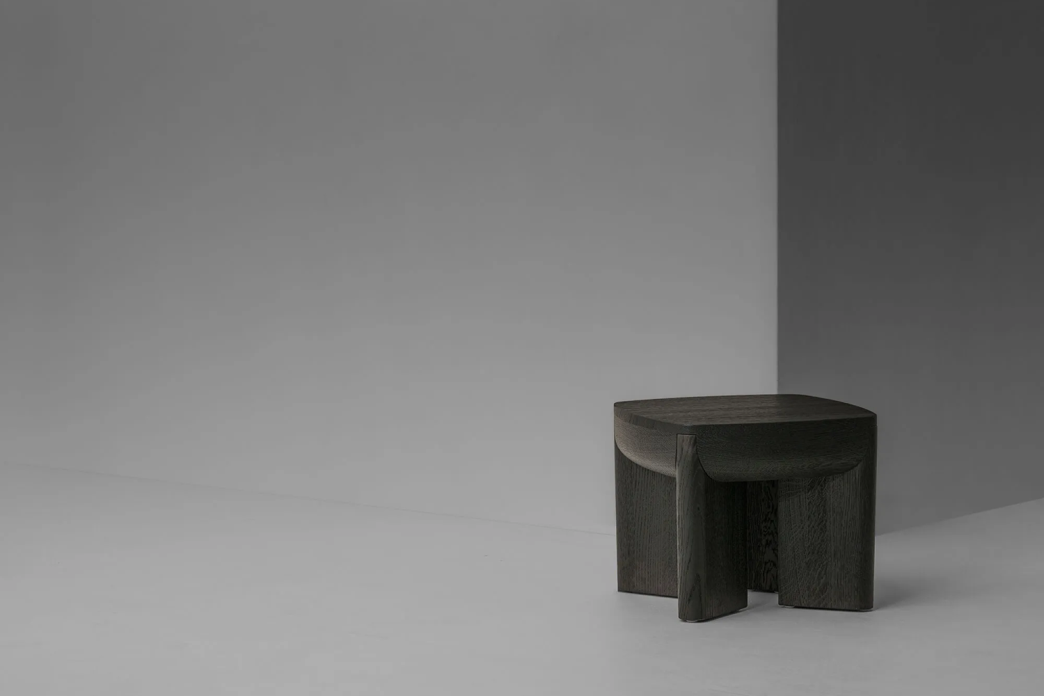 symbiosis_side_table_02_1x