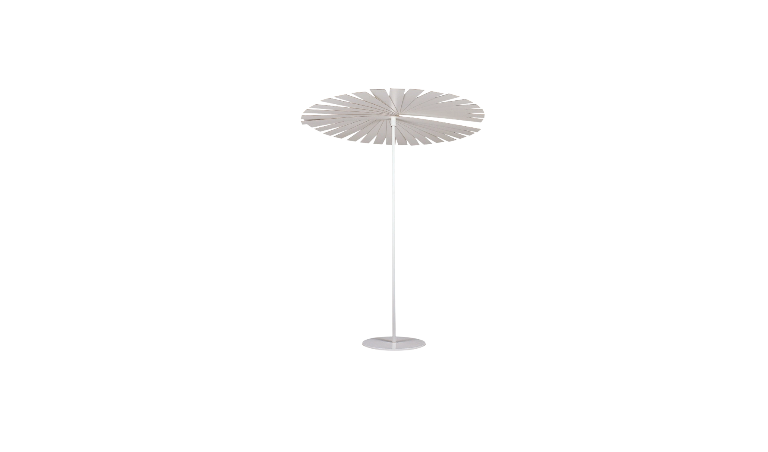 Ensombra Folding parasol and C tables 01