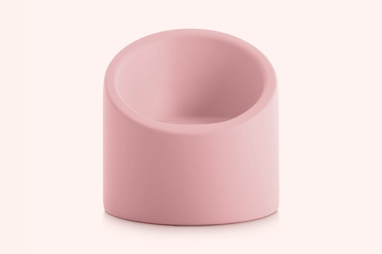 Lipstick Armchair 01