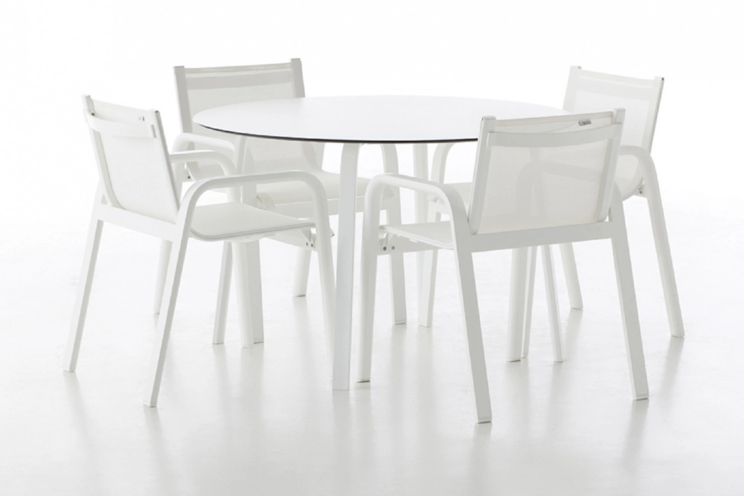 Stack Round dining table Ø90 02