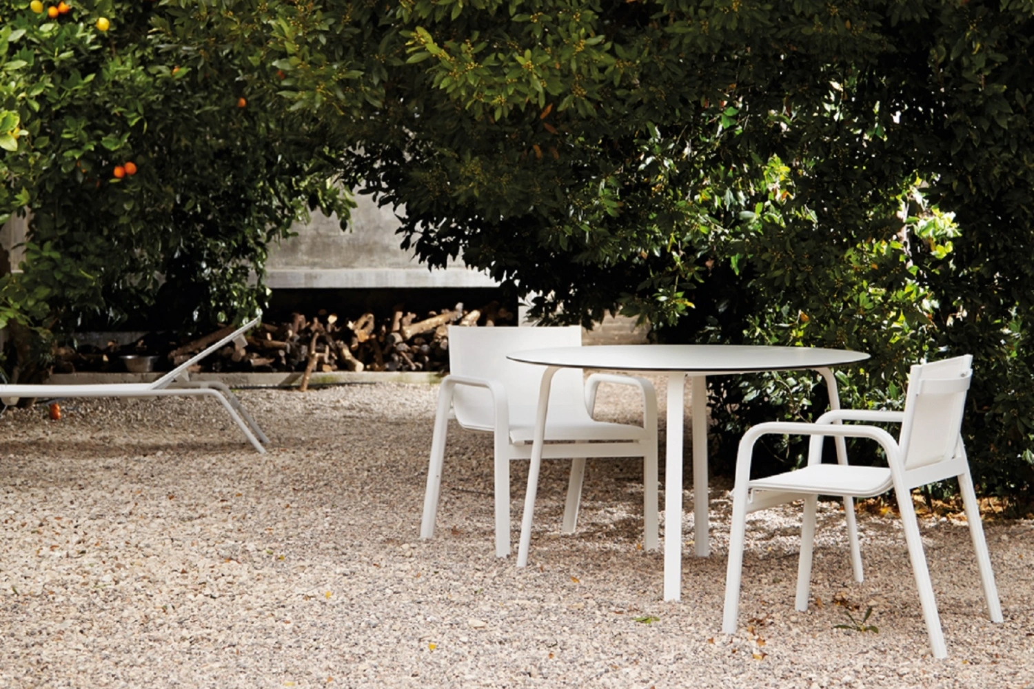 Stack Round dining table Ø90 03