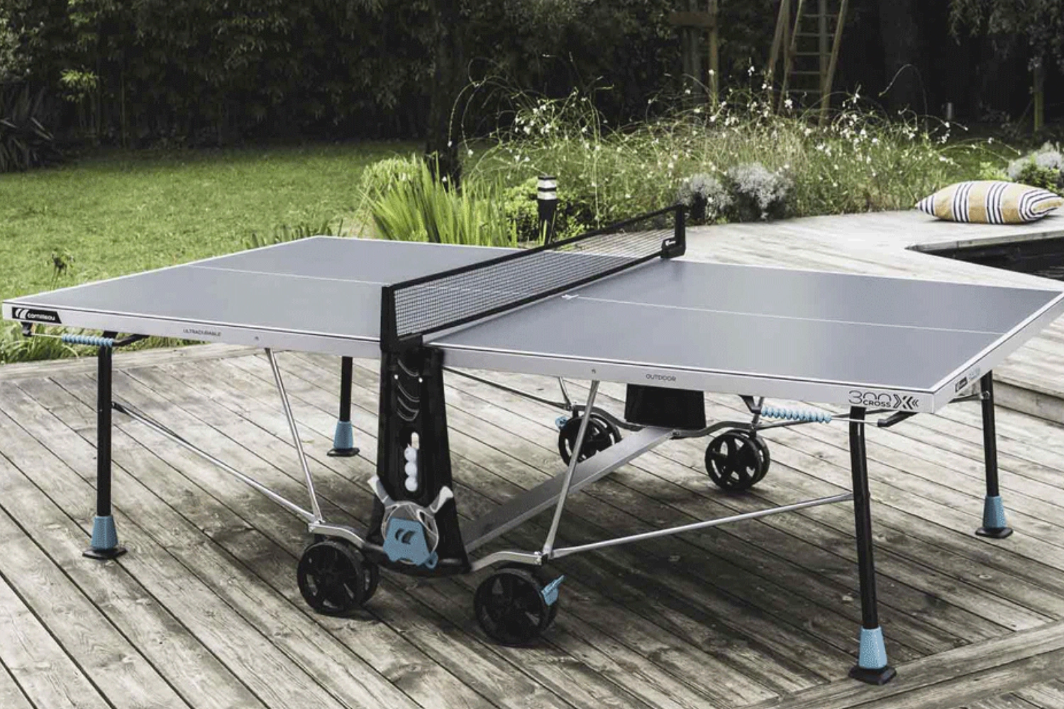 Table 300X outdoor 03