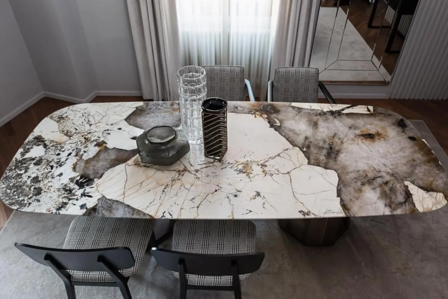 Vaso Geometric Angle2