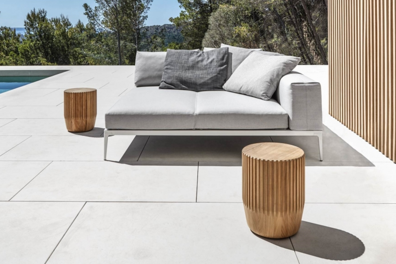 accessory_arbor_side_table_02_1x