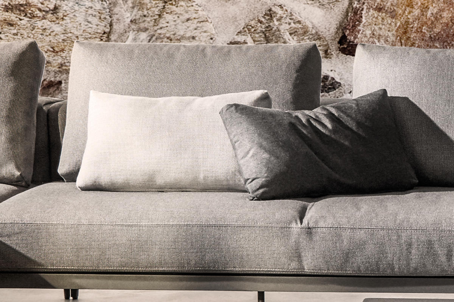 accessory_rectangular_scatter_cushion_10_1x