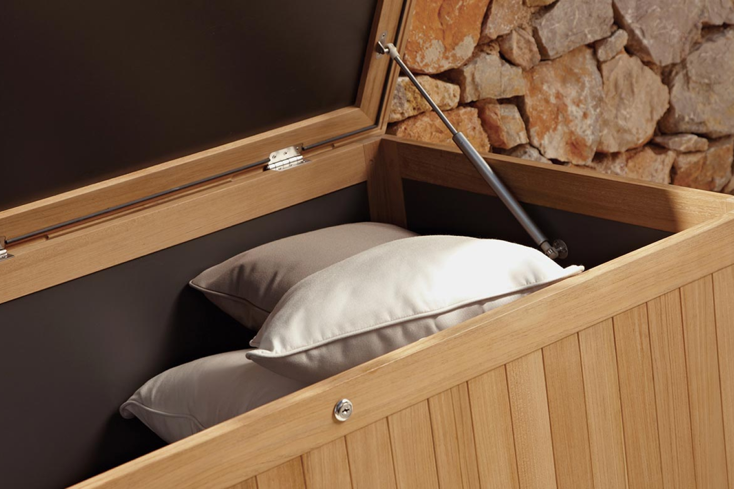 accessory_storage_chest_03_1x