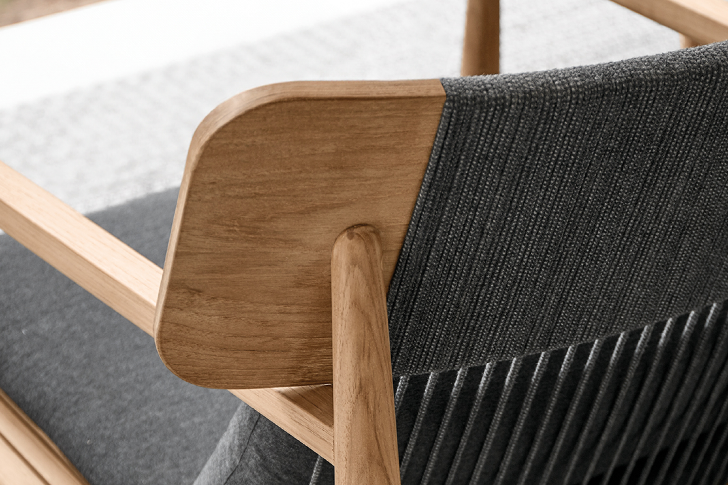 archi_lounge_chair_04_1x