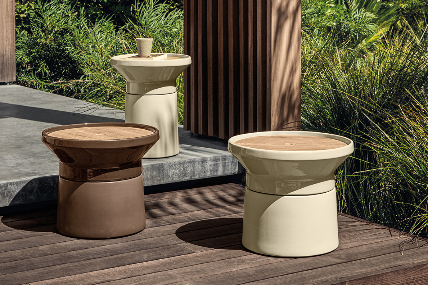 coso_side_table_02_1x