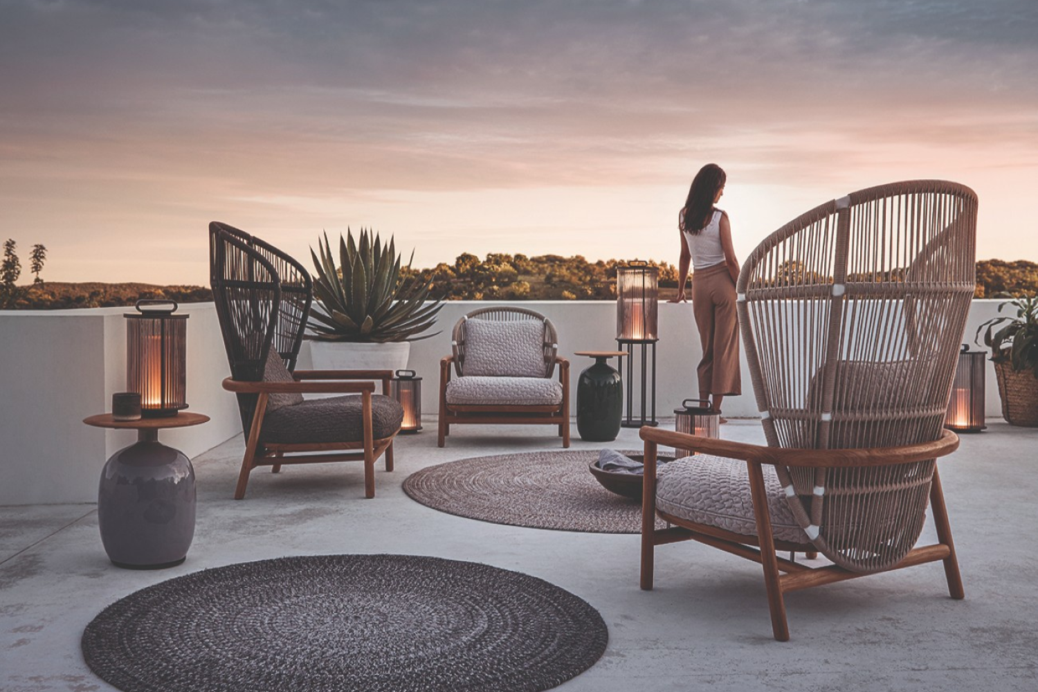 fern_high_back_lounge_chair_02_1x