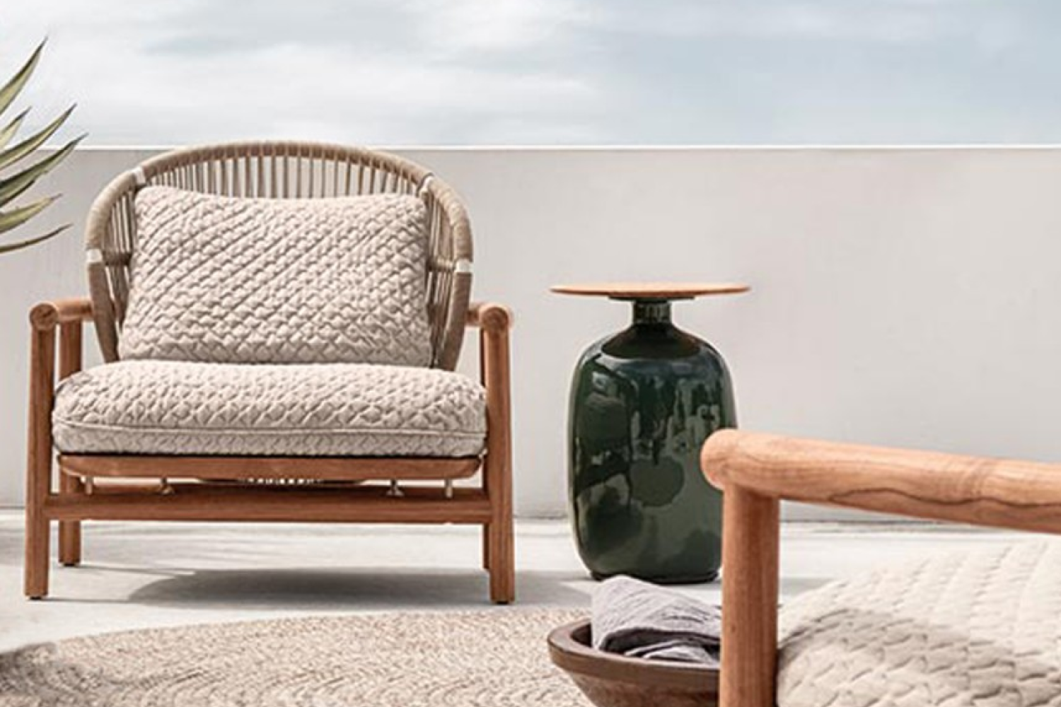 fern_teak_low_back_lounge_chair_04_1x