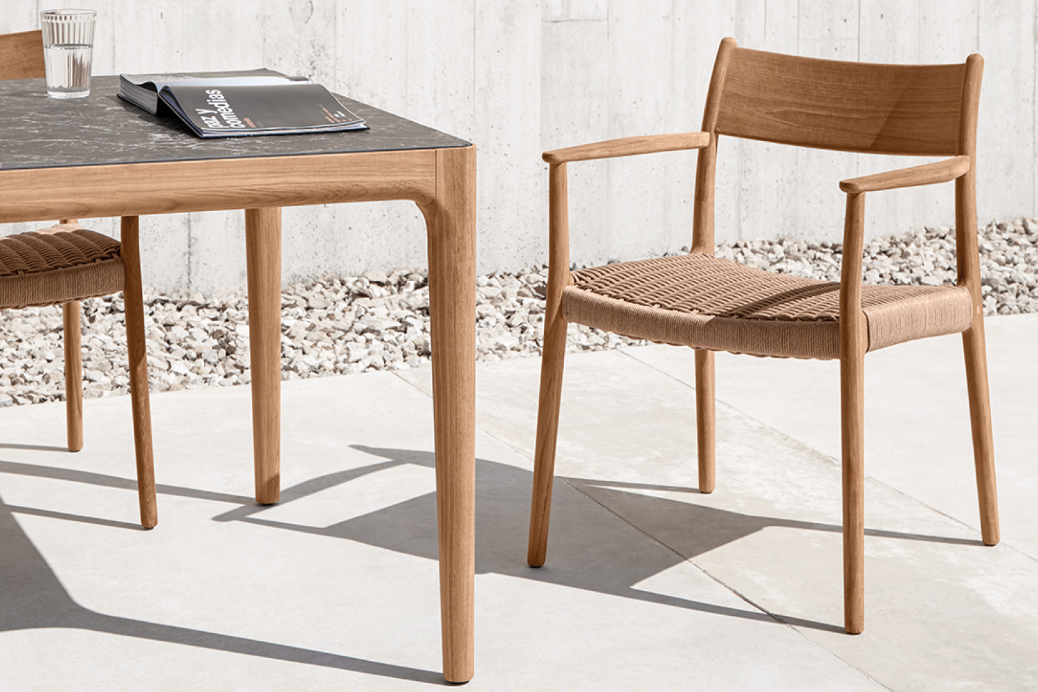 lima_dining_chair_with_arms_03_1x