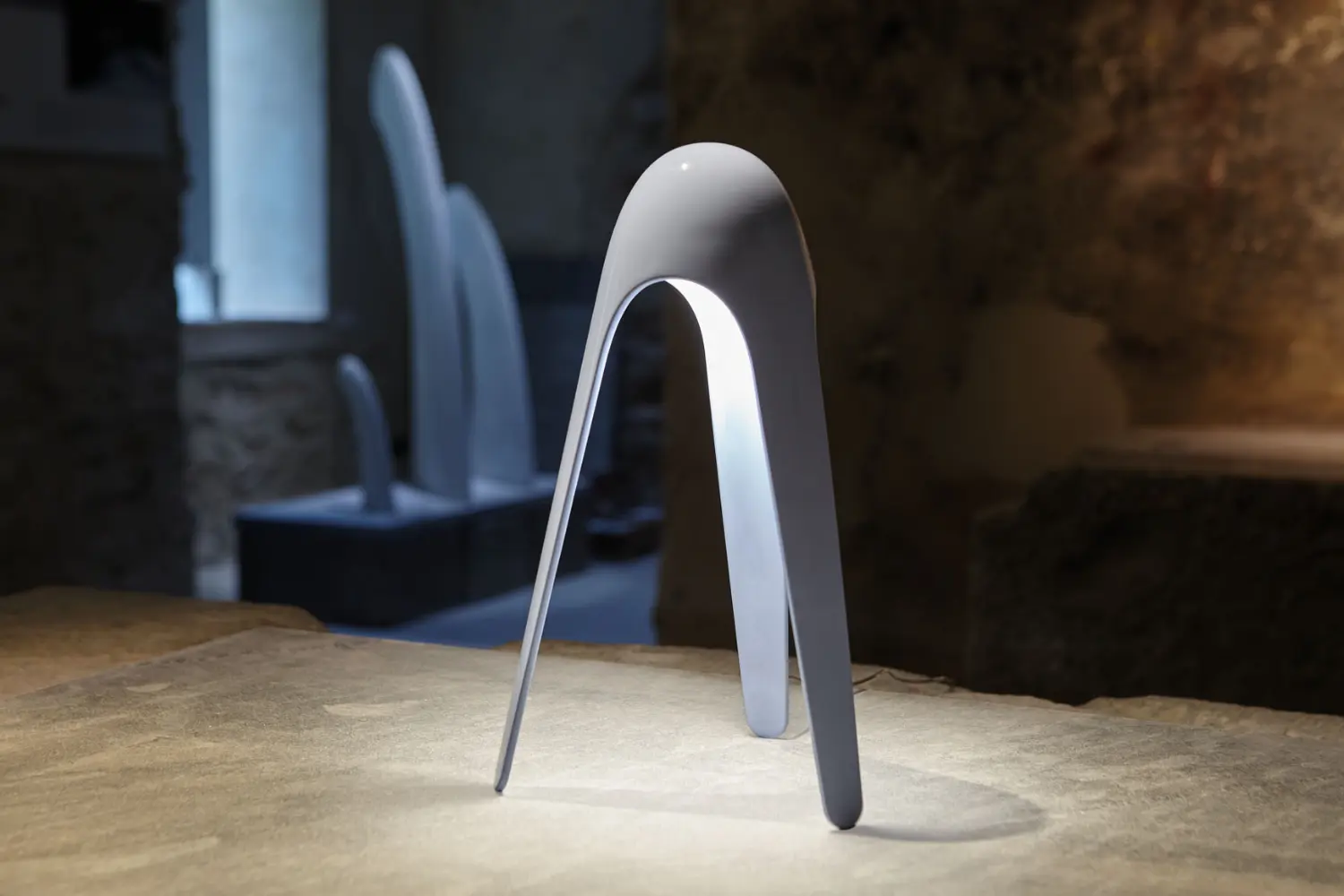 luminaria de mesa cyborg (7)