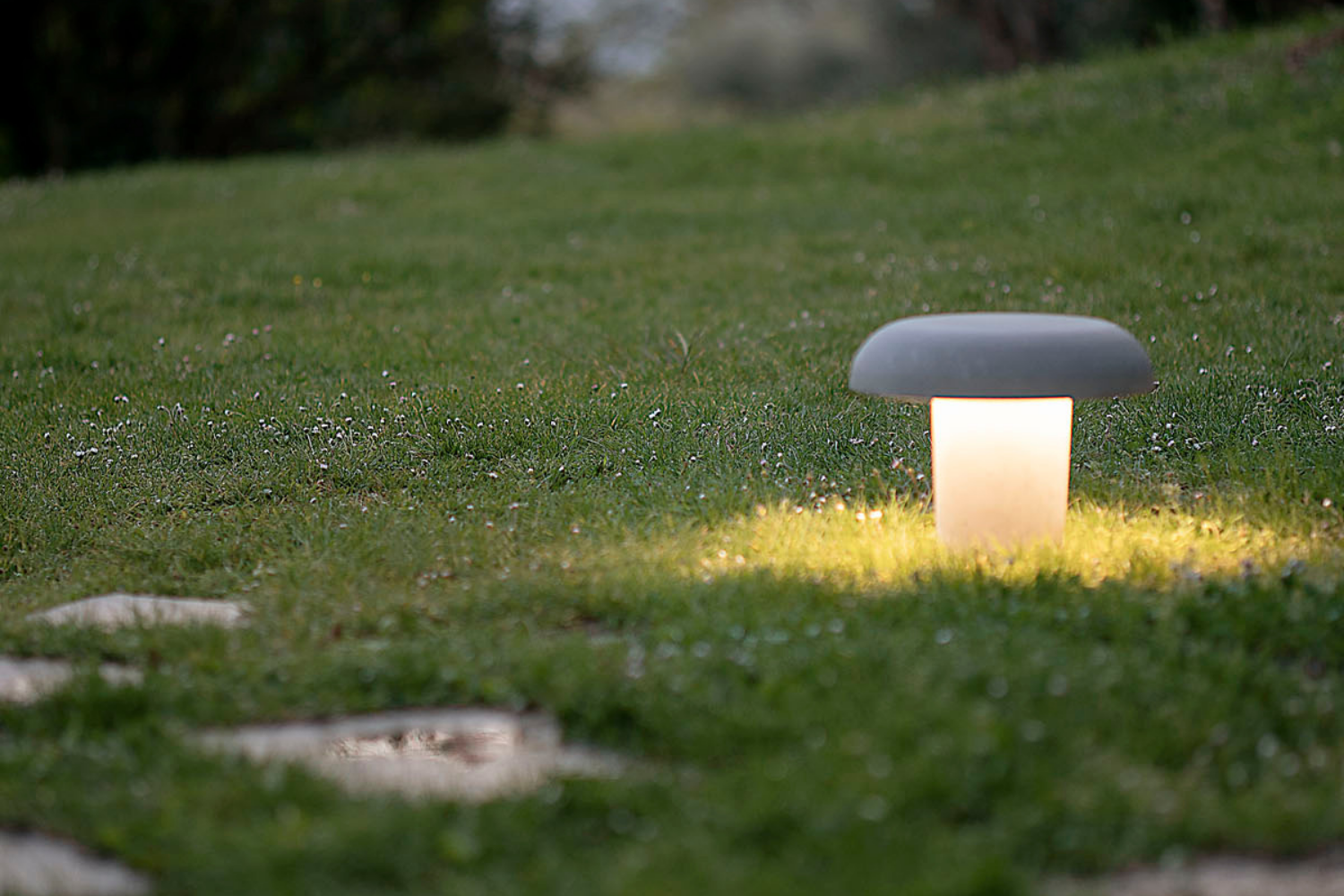 luminaria de piso amanita (4)