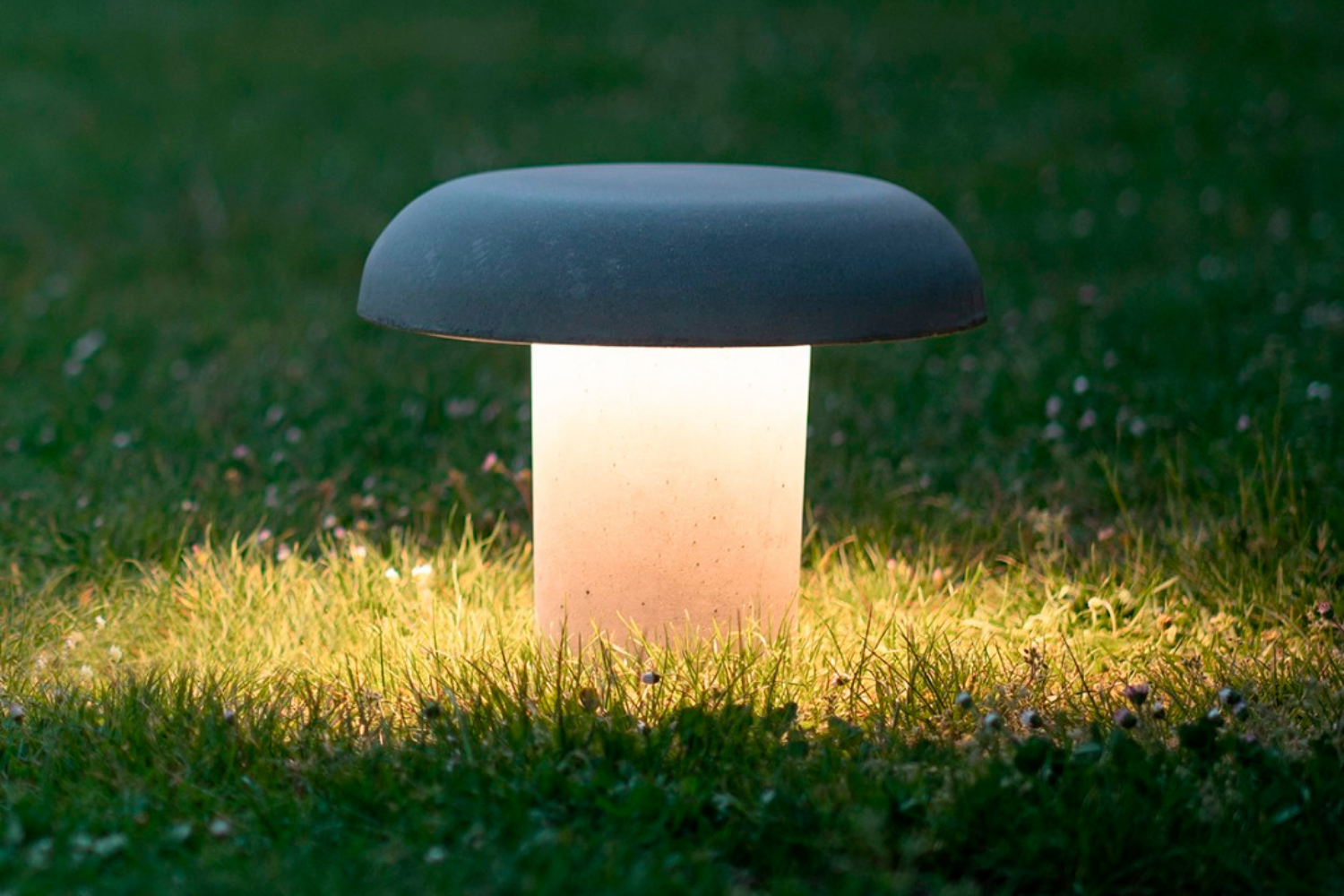 luminaria de piso amanita (6)