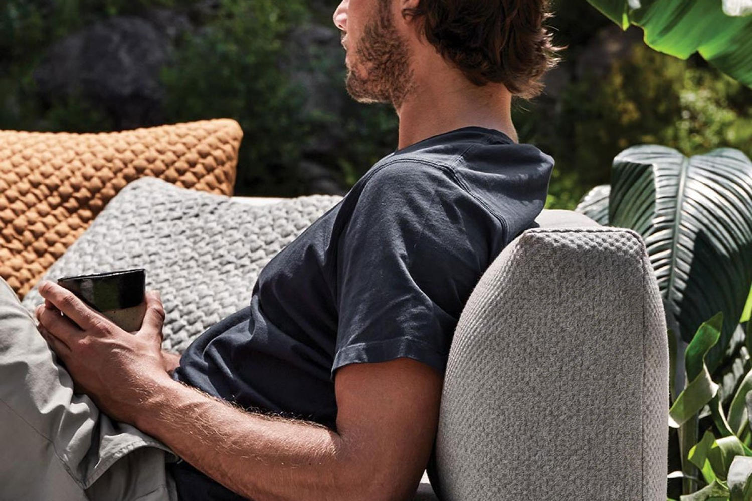 maya_lounge_chair_03_1x