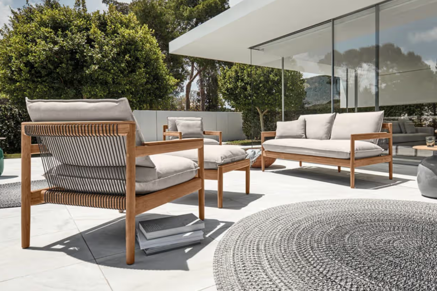 saranac_2_seater_sofa_02_1x