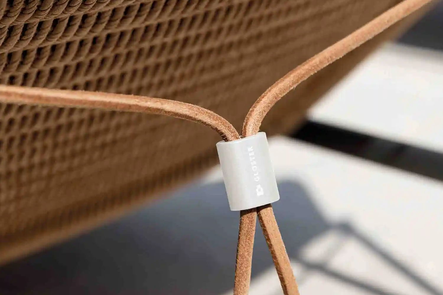 zenith_2_seater_sofa_03_1x