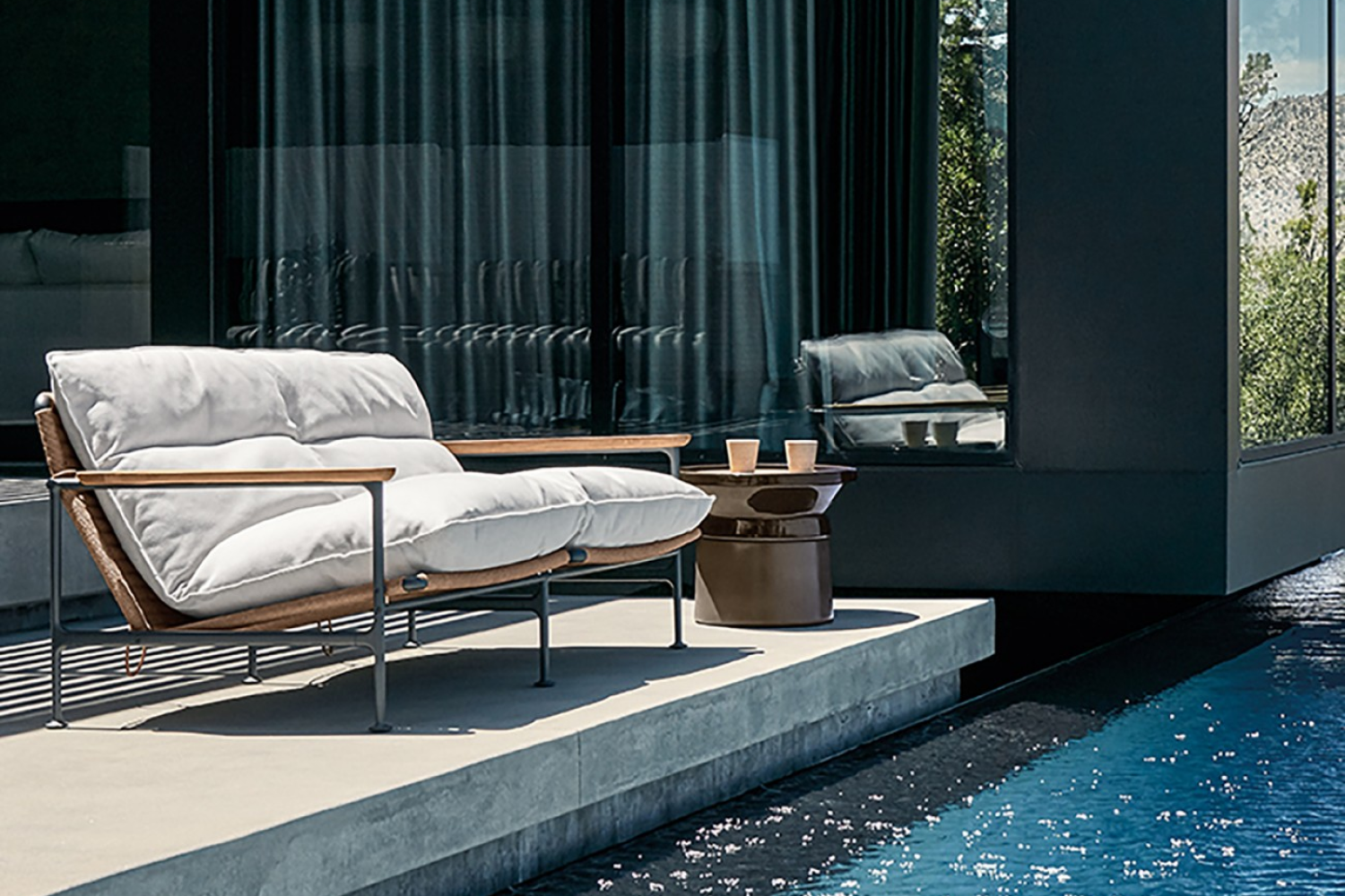 zenith_2_seater_sofa_04_1x