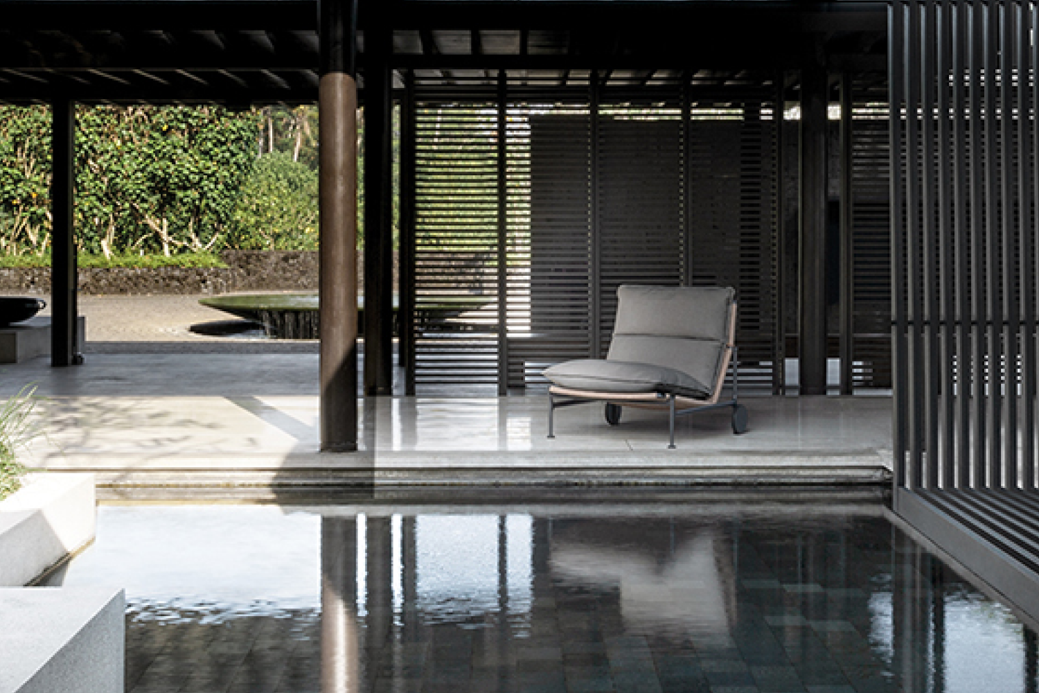 zenith_lounge_chair_03_1x