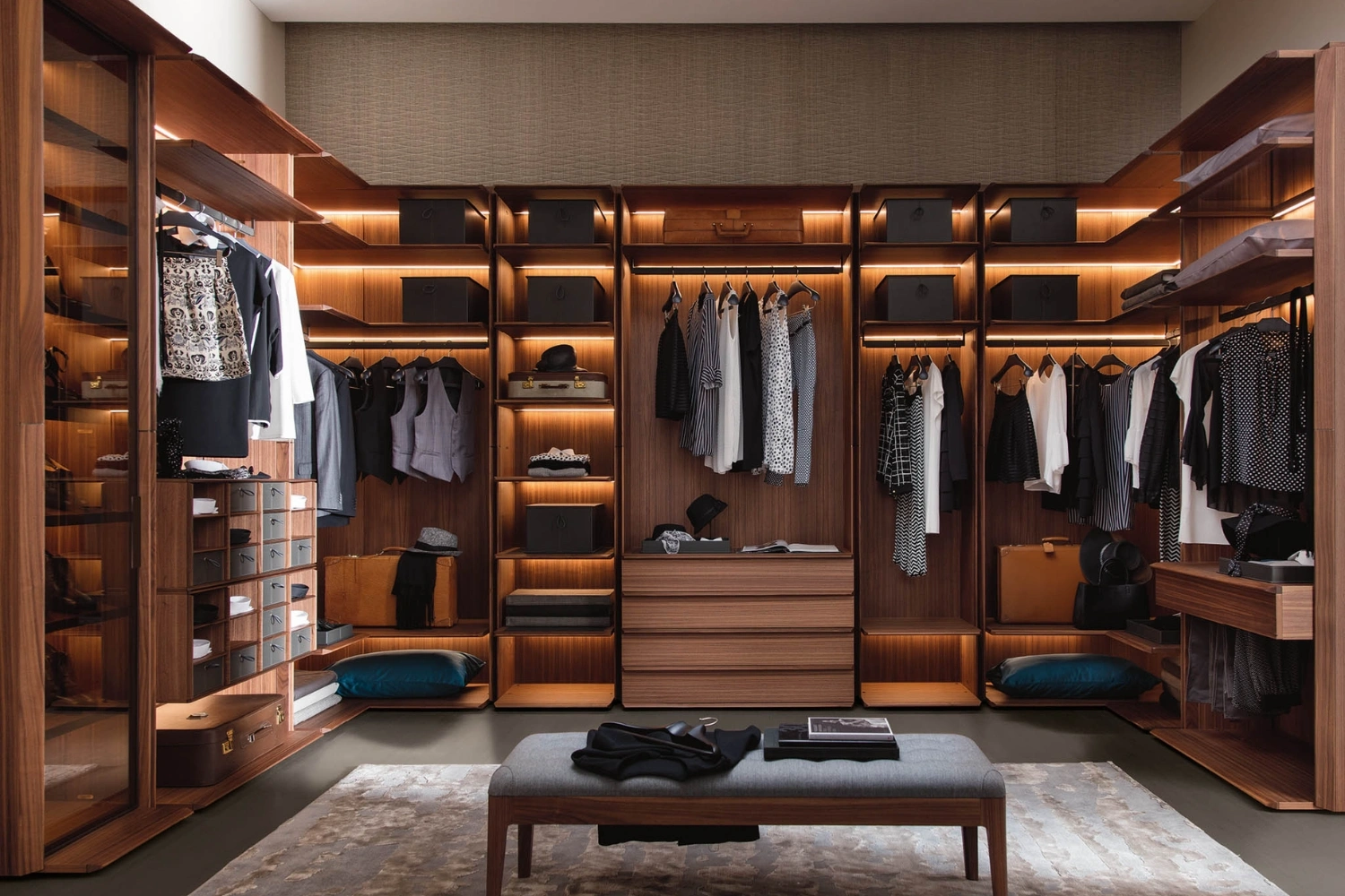 Closet My Suite 1