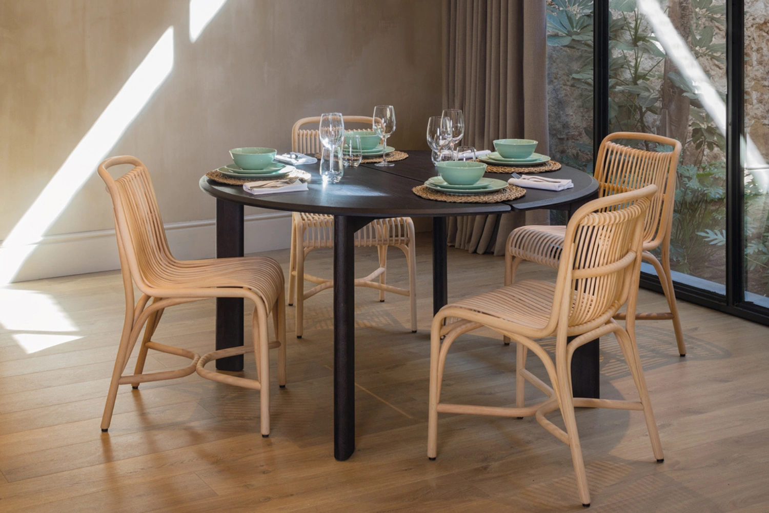 Gata dining chair 02