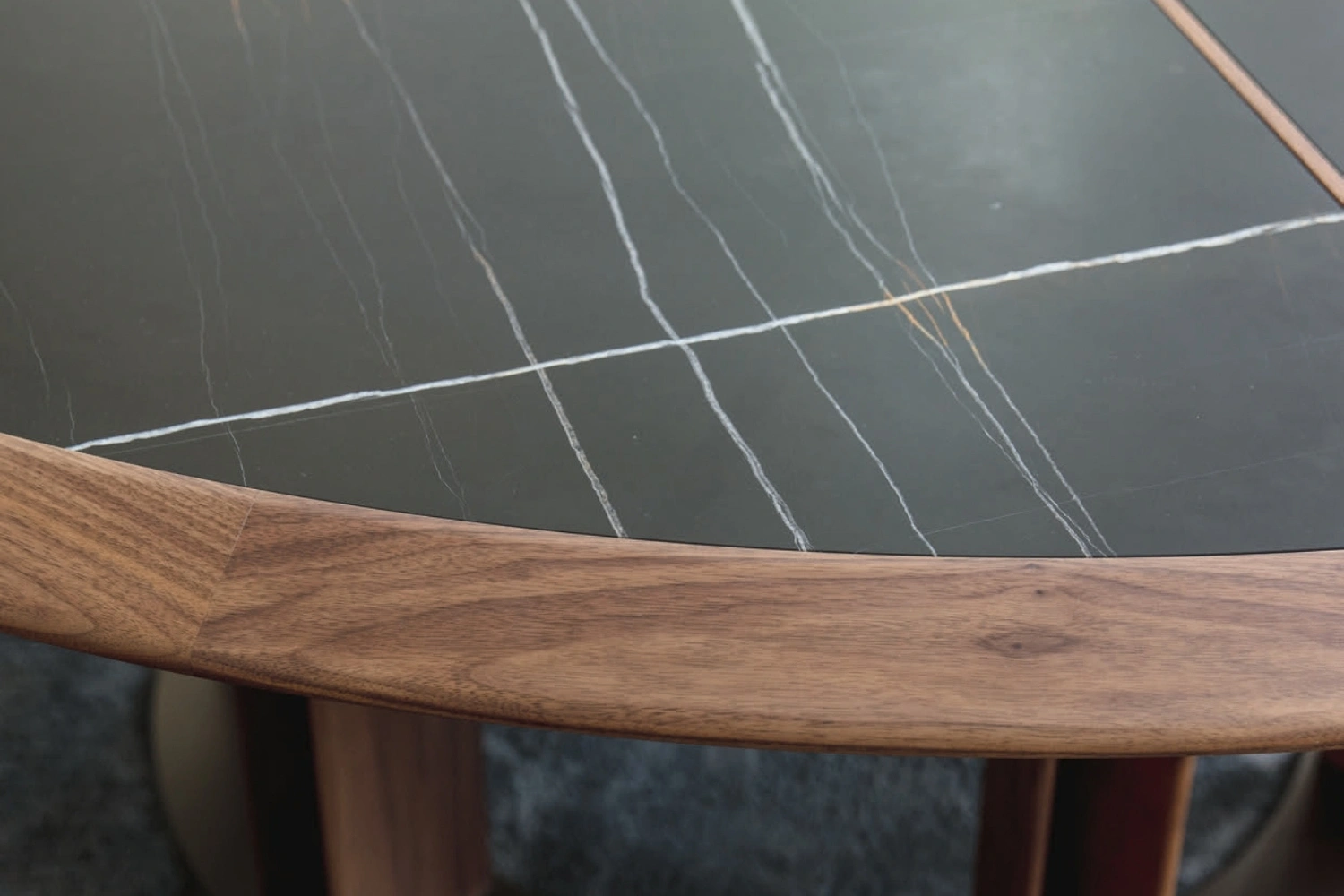 Mesa de Jantar Thayl 4