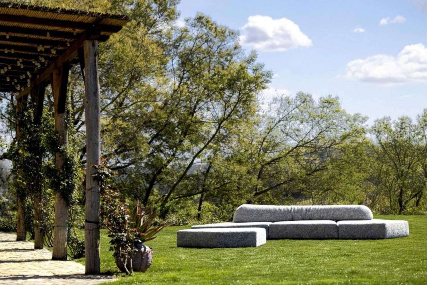 On the Rocks Outdoor 03