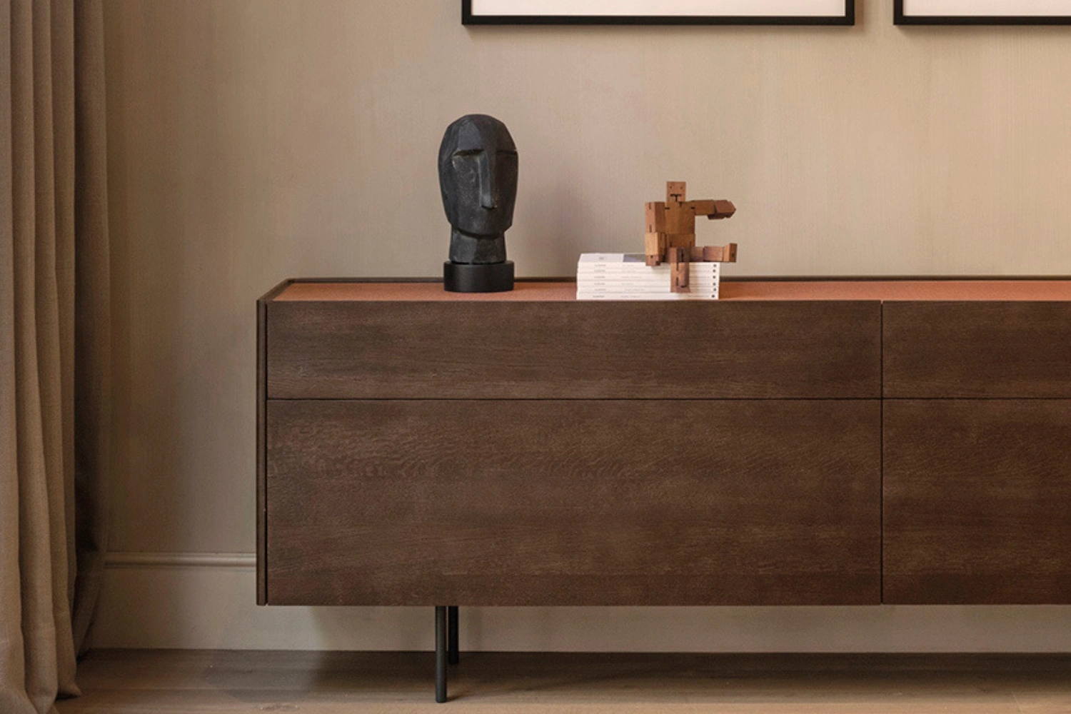 Team 4-drawer sideboard 03