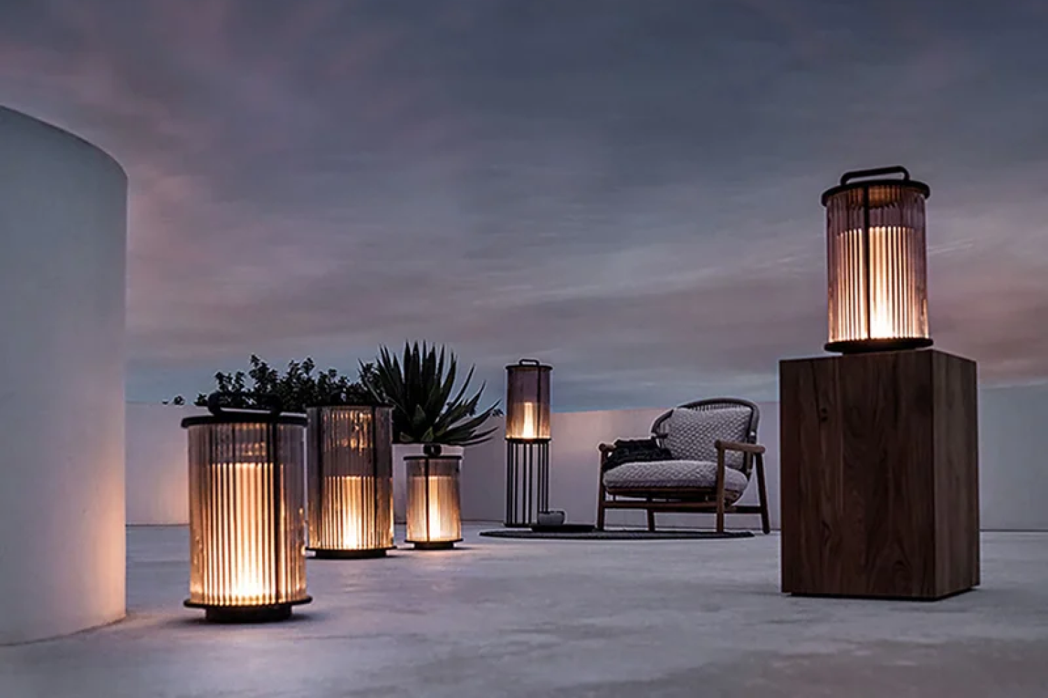 ambient_line_small_glass_lantern_02_1x