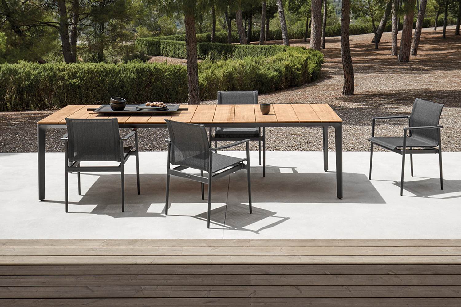 carver_dining_table_teak_02_1x