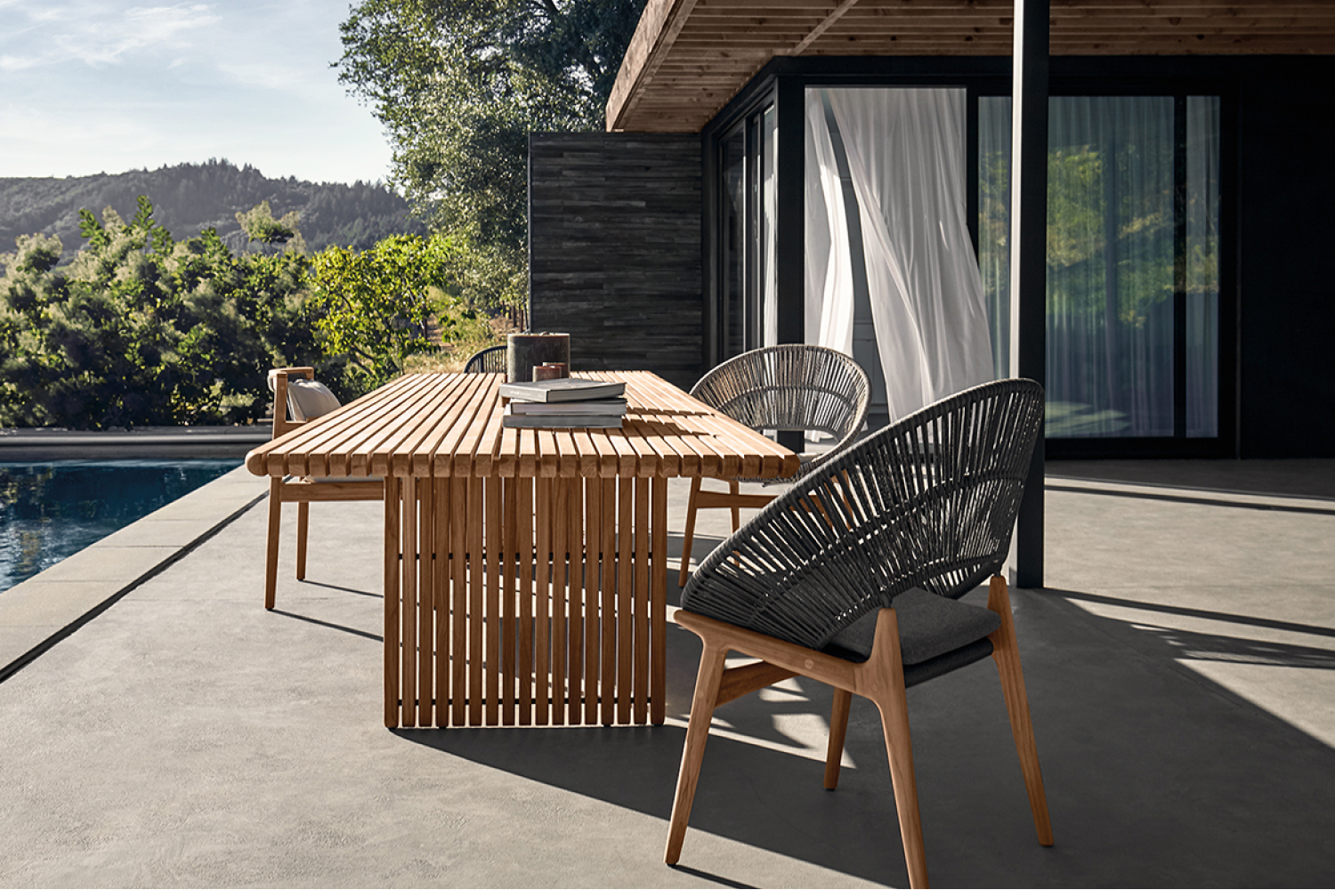 deck_dining_table_04_1x
