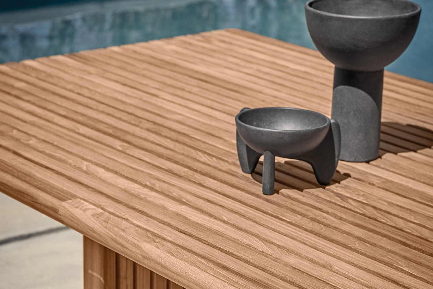 deck_dining_table_05_1x