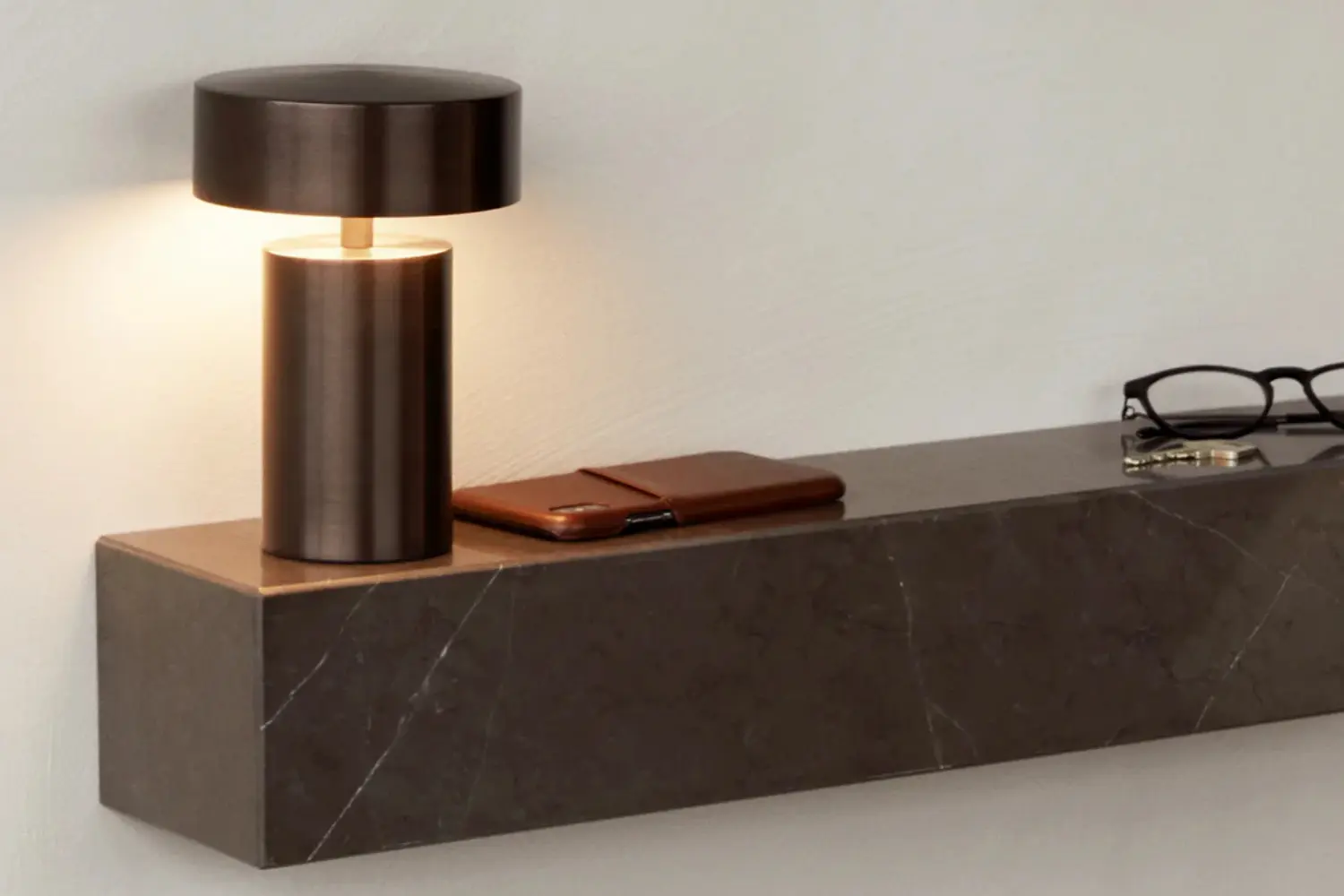 estante plinth (7)