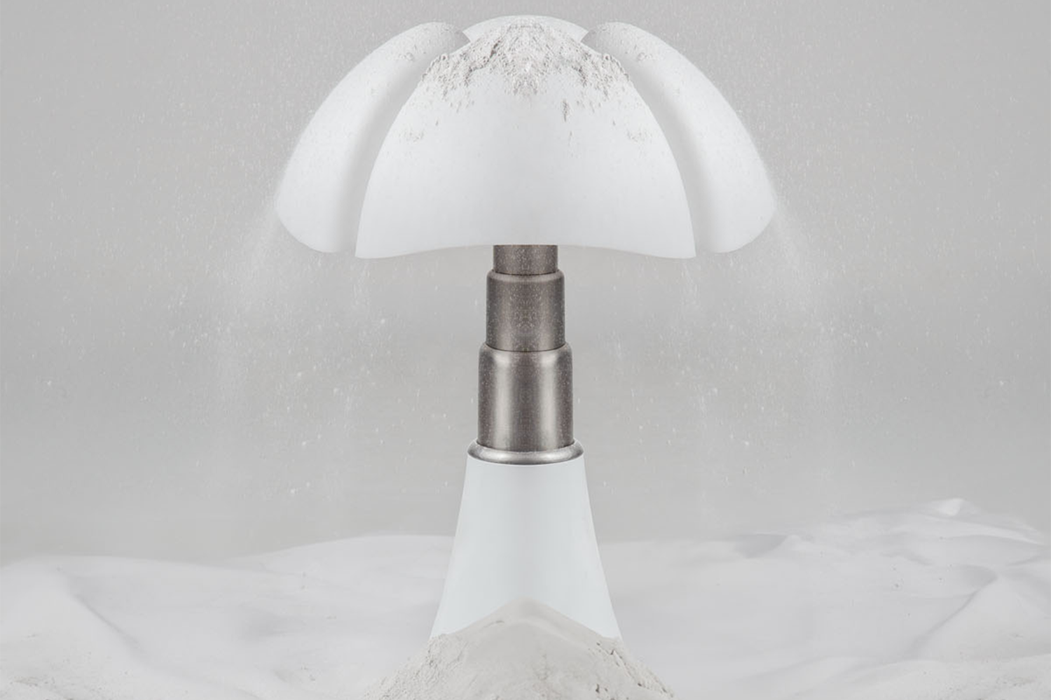 luminaria de mesa pipistrello white matt 1